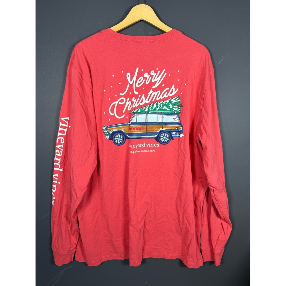 Vineyard Vines Mens XL Tampa Bay Buccaneers Christmas Long Sleeve Pocket Tee Red